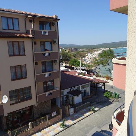 Dobrevi Guest House Primorsko Buitenkant foto